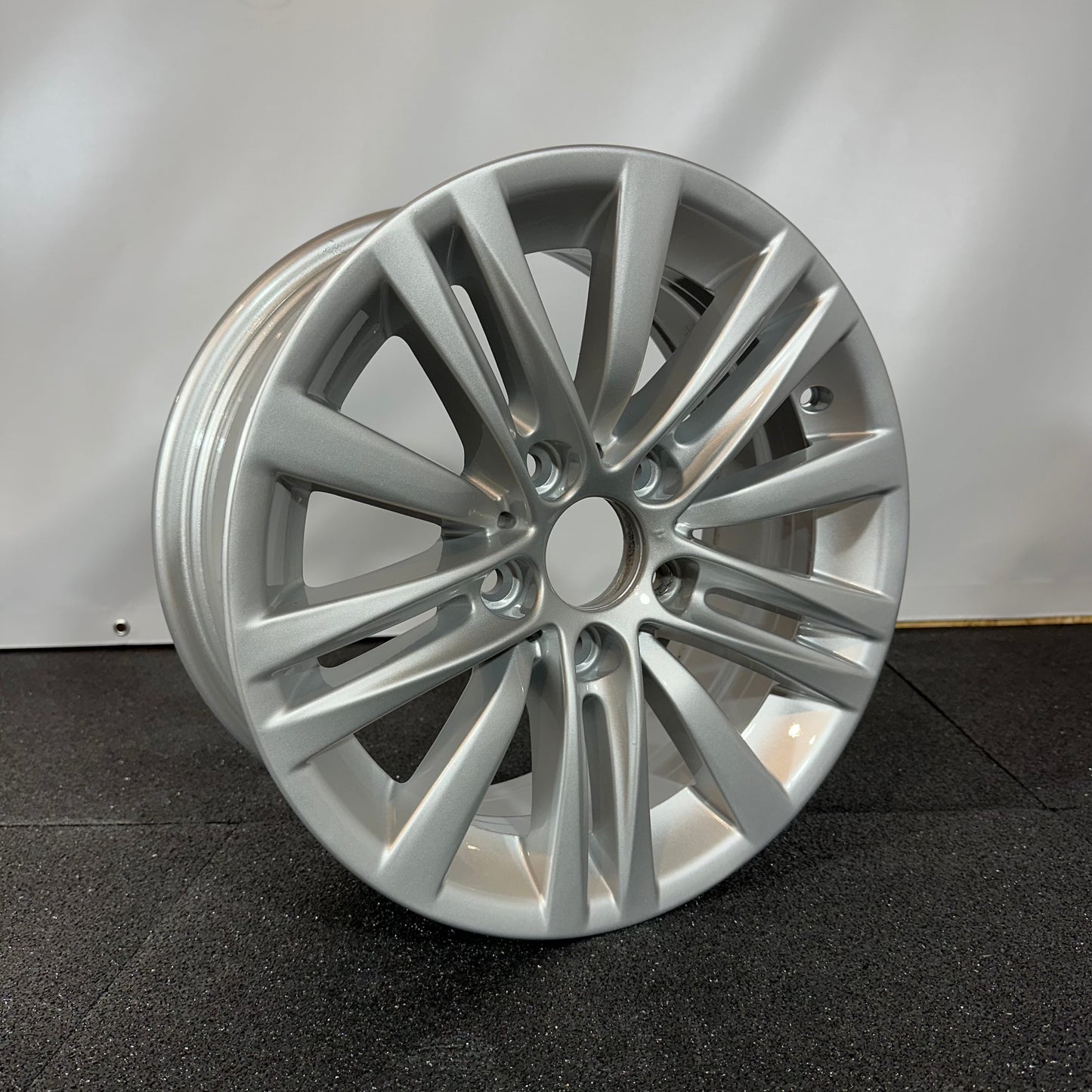 BMW JANTE ALLIAGE (OEM) 6783629.
