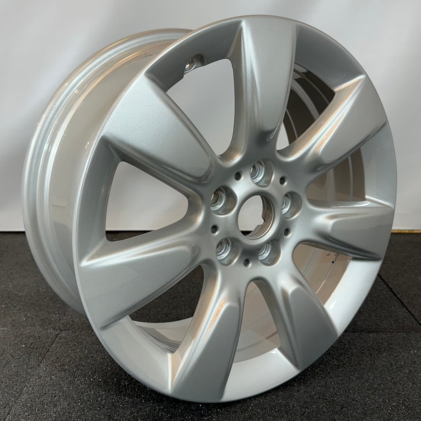 MINI JANTE ALLIAGE (OEM) 6868276.