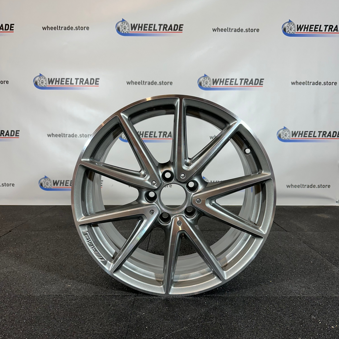 MERCEDES JANTE ALLIAGE AMG (OEM) A1764010800.