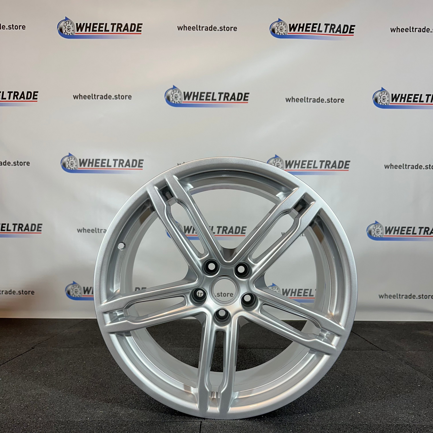 PORSCHE ALLOY WHEEL (OEM) 95B601025BB | 95B601025BC
