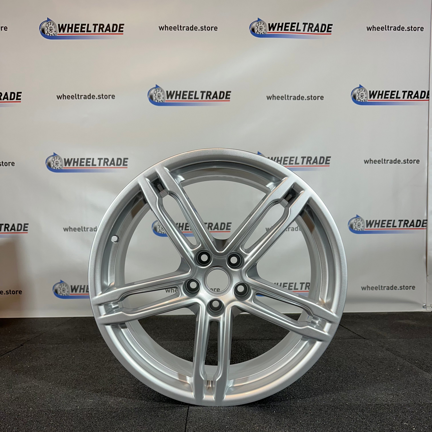 PORSCHE ALLOY WHEEL (OEM) 95B601025BB | 95B601025BC