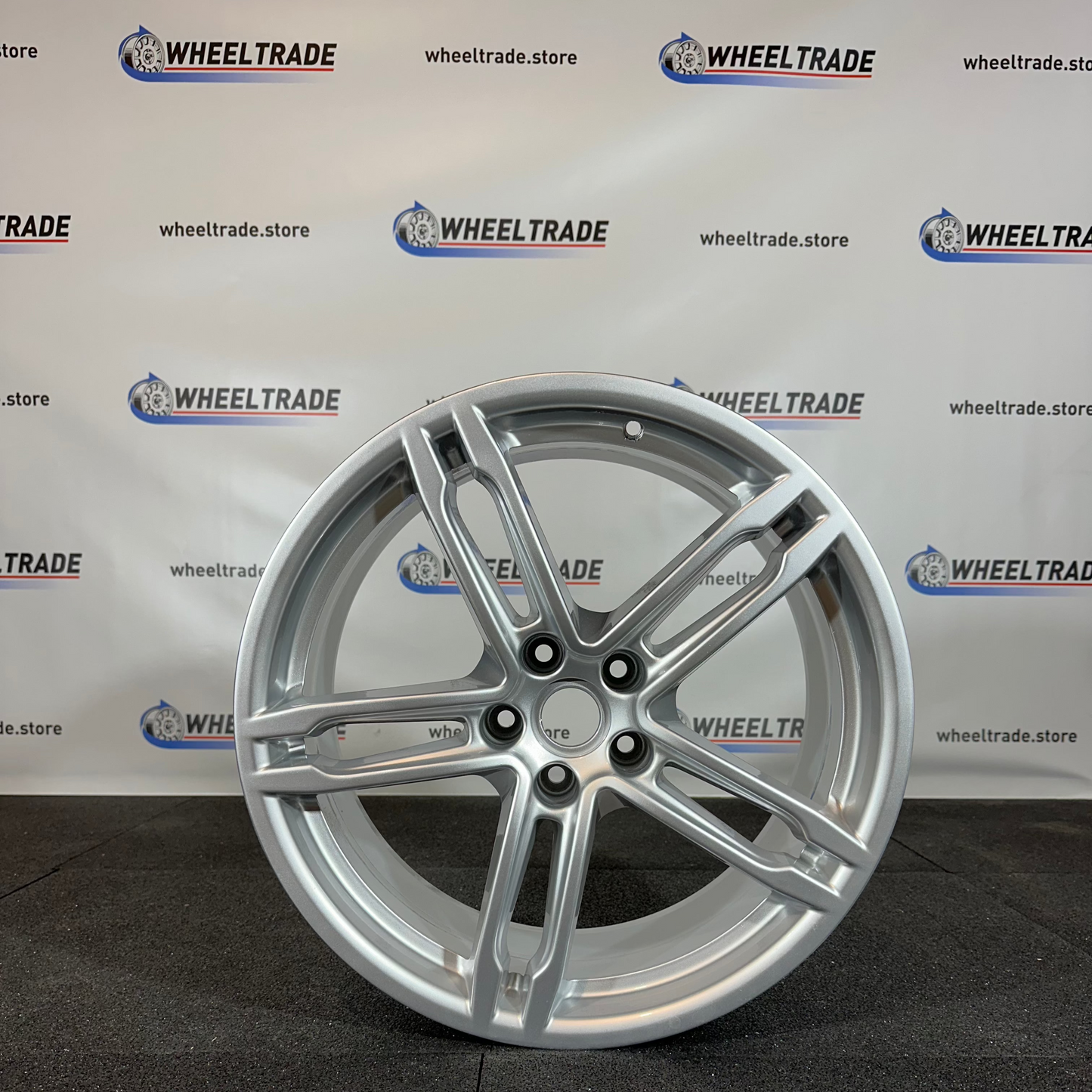PORSCHE ALLOY WHEEL (OEM) 95B601025BB | 95B601025BC