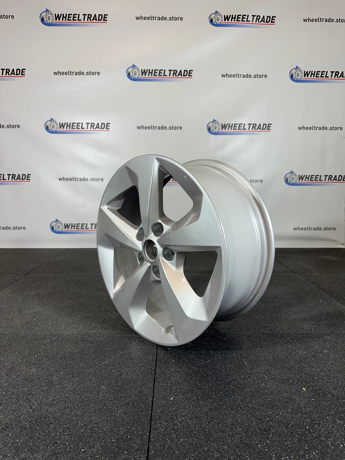 NISSAN JANTE ALLIAGE (OEM) 1053HV01B