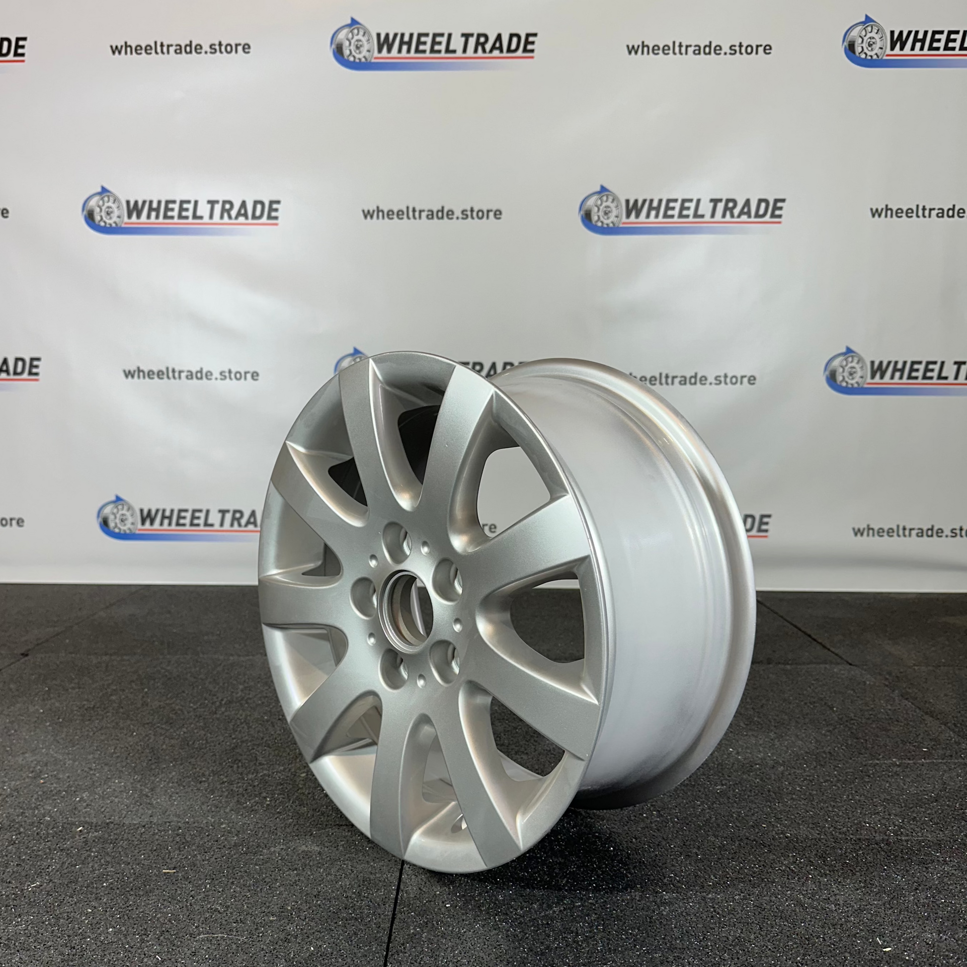 VOLKSWAGEN JANTE ALLIAGE (OEM) 1K0601025AQ.
