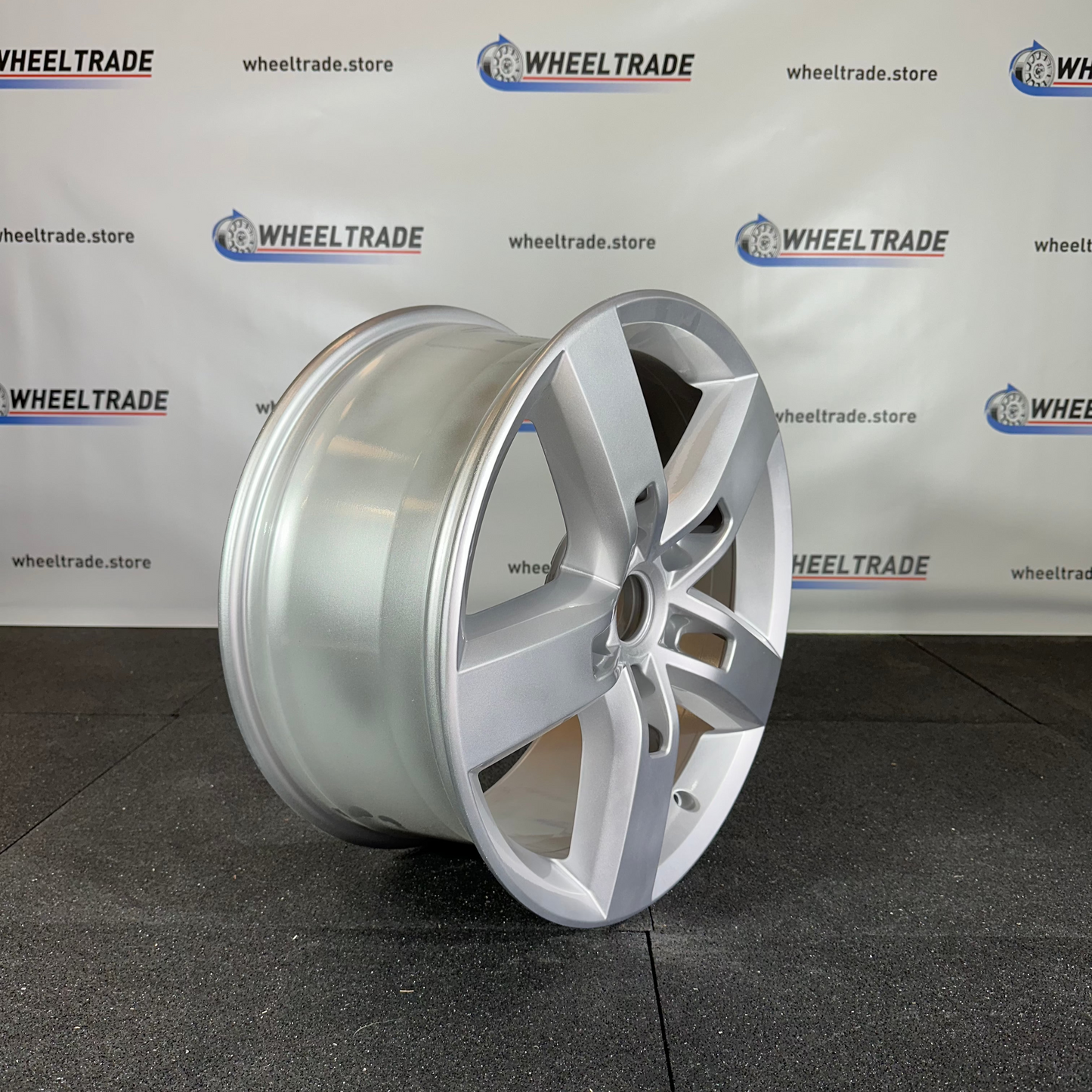 VOLKSWAGEN ALLOY WHEEL (OEM) 7P6601025D