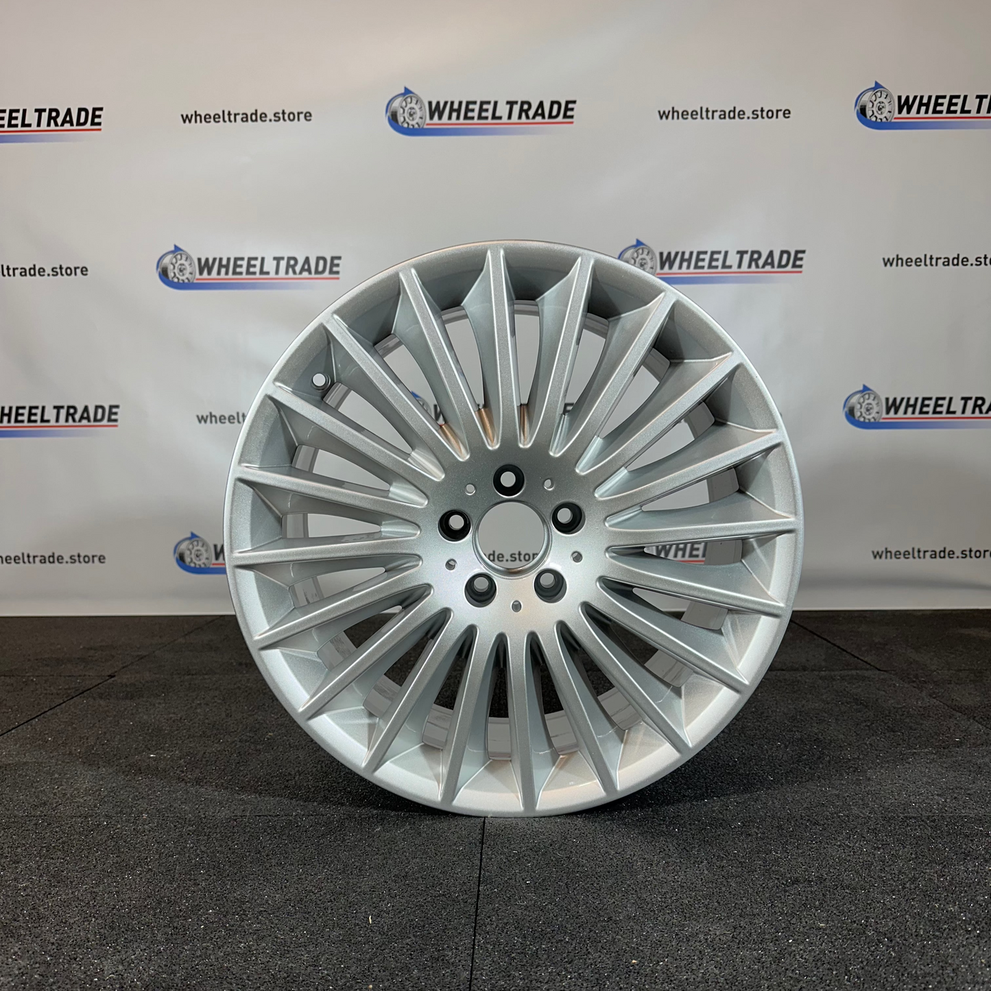 MERCEDES JANTE ALLIAGE (OEM) A2224011602 ///