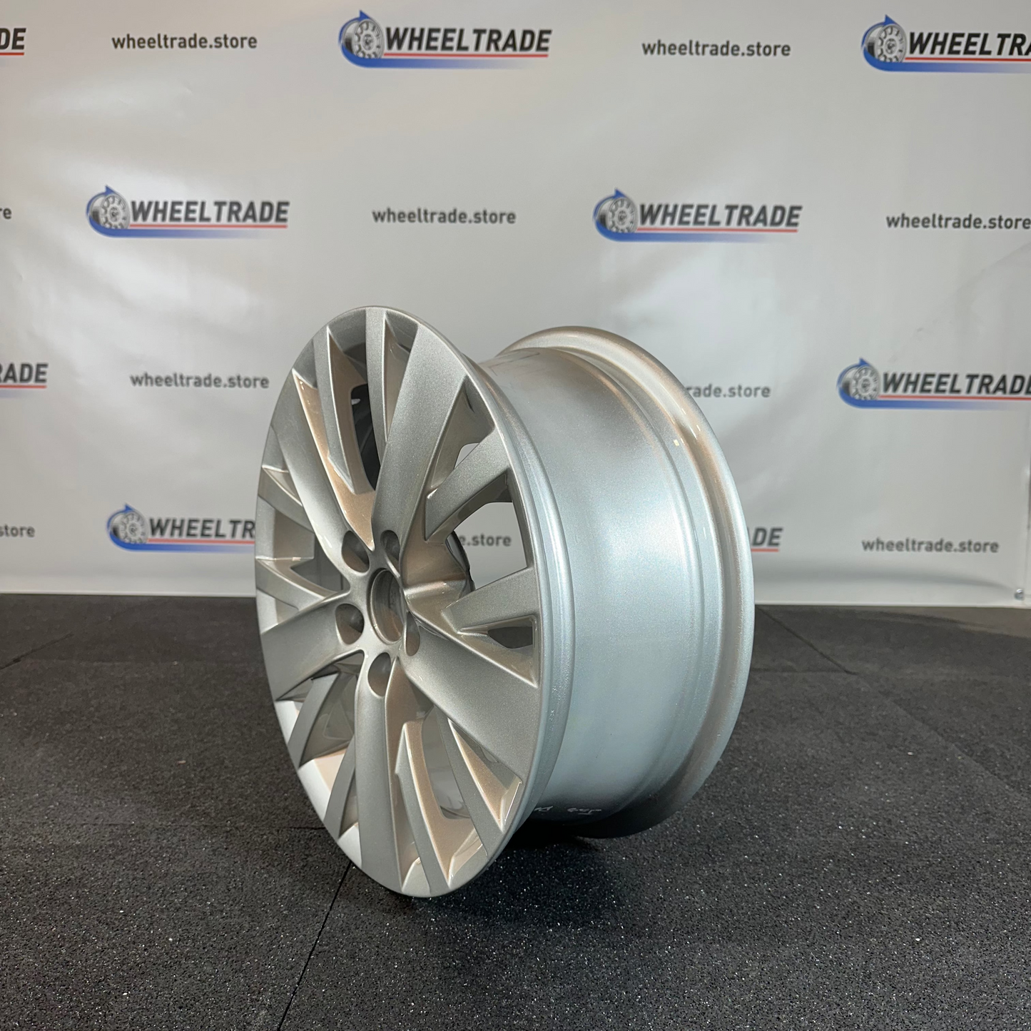 VOLKSWAGEN JANTE ALLIAGE (OEM) 6R0601025AT
