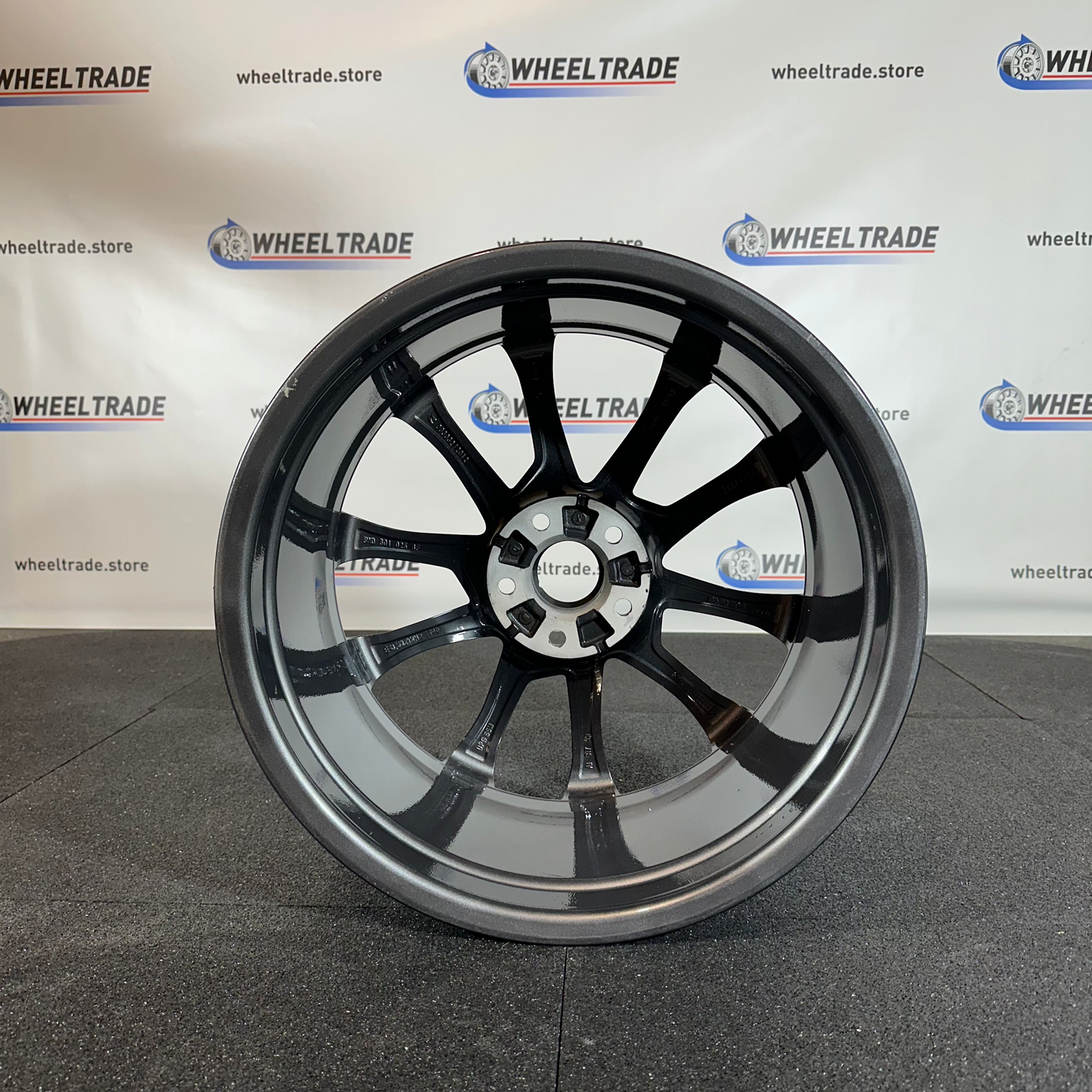 AUDI JANTE ALLIAGE (OEM) 8W0601025BF.