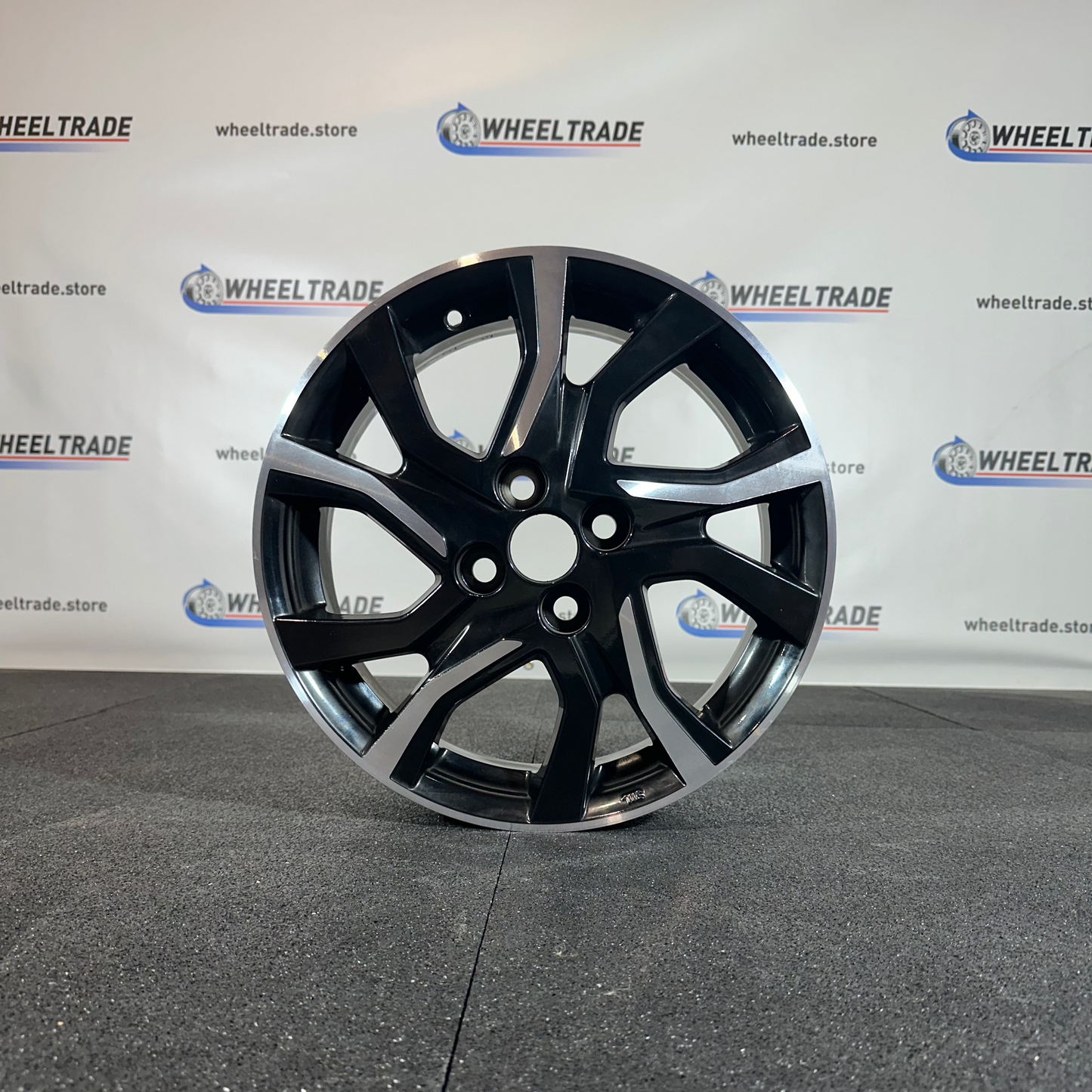 TOYOTA ALLOY WHEEL (OEM) 42611-ODC80