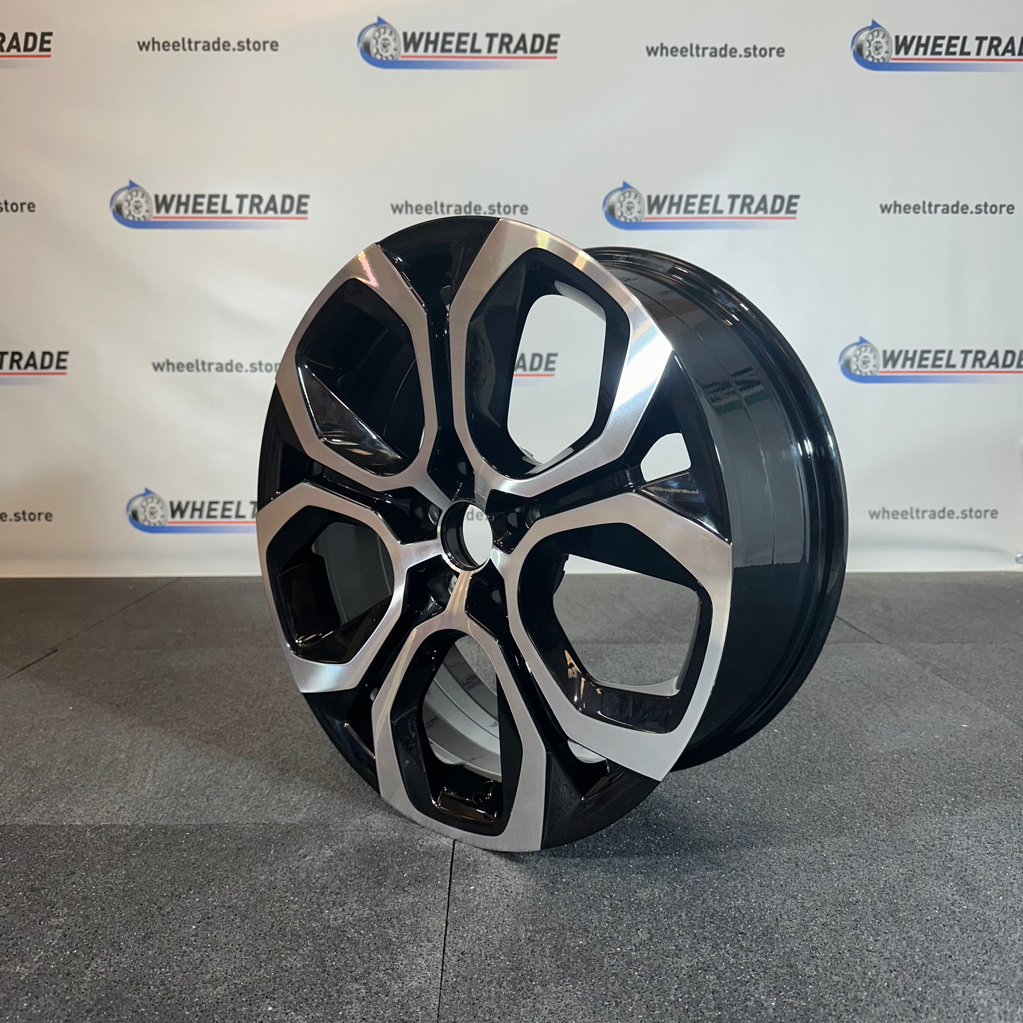 RENAULT JANTE ALLIAGE (OEM) 403000795R | 403000981R