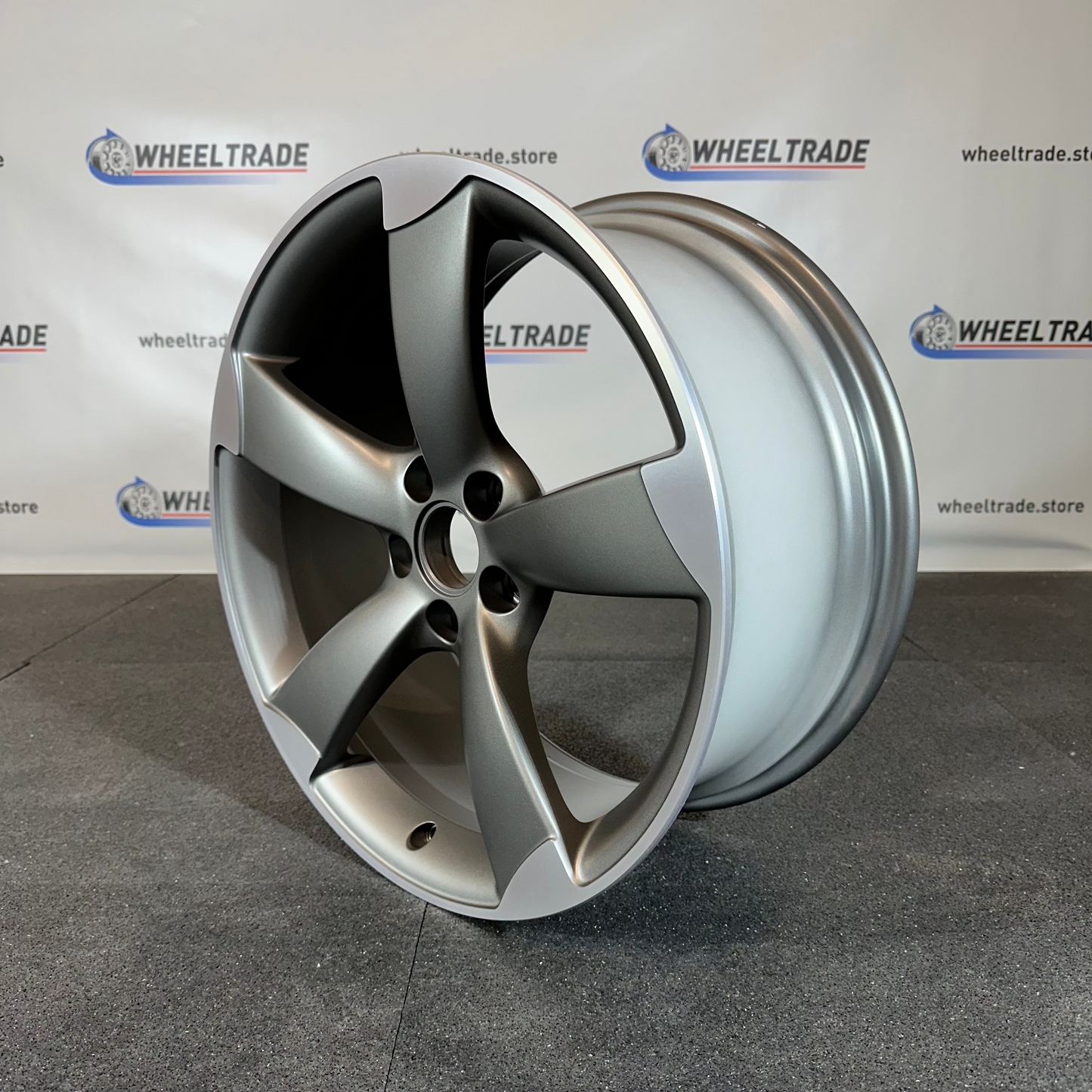 AUDI JANTE ALLIAGE (OEM) 8K0601025AR ///