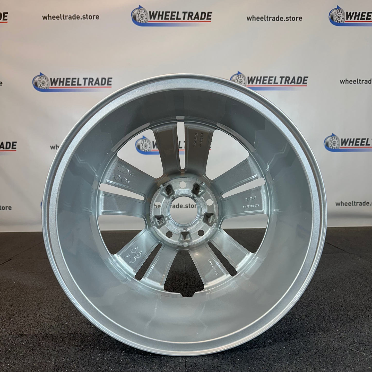 PEUGEOT JANTE ALLIAGE (OEM) 9677989577