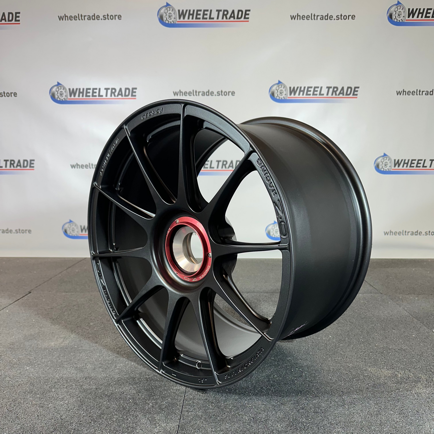 OZ RACING FORGED JANTE ALLIAGE SUPERFORGIATA ///